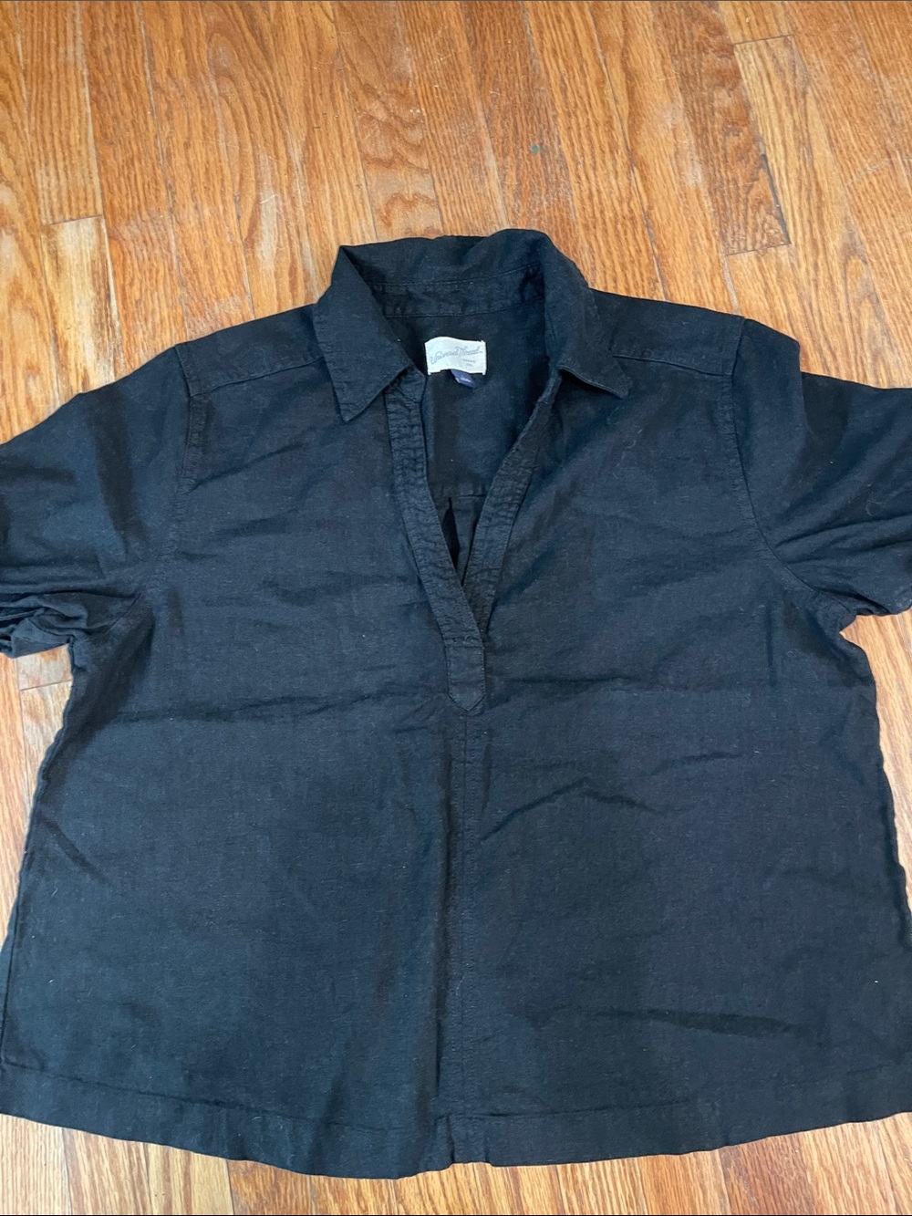 Universal Thread Black Short-Sleeve Popover Button Down Shirt